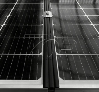 Eguzki-panel zigilatzea gomazko banda iragazgaitza